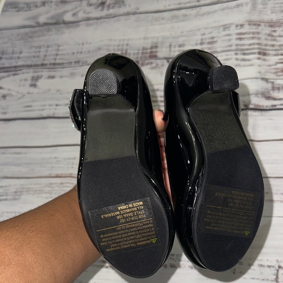 Link Black Dress Shoes with Rhinestone Straps Sz. 11 - Picture 7 of 8